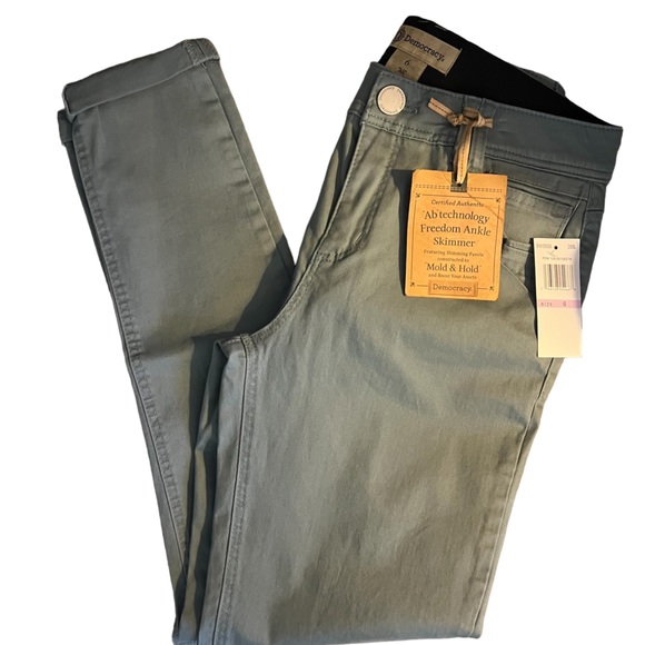 Democracy Dusty Slate Freedom Ankle Skimmer - Picture 9 of 10